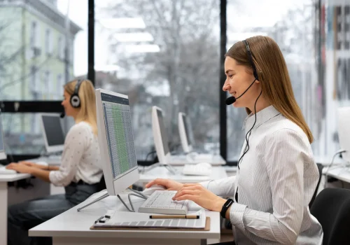 colleagues-working-together-call-center-office (1)
